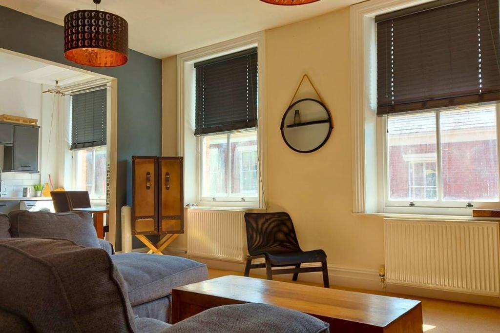 Large Studio Room In City Centre Preston  Exteriér fotografie